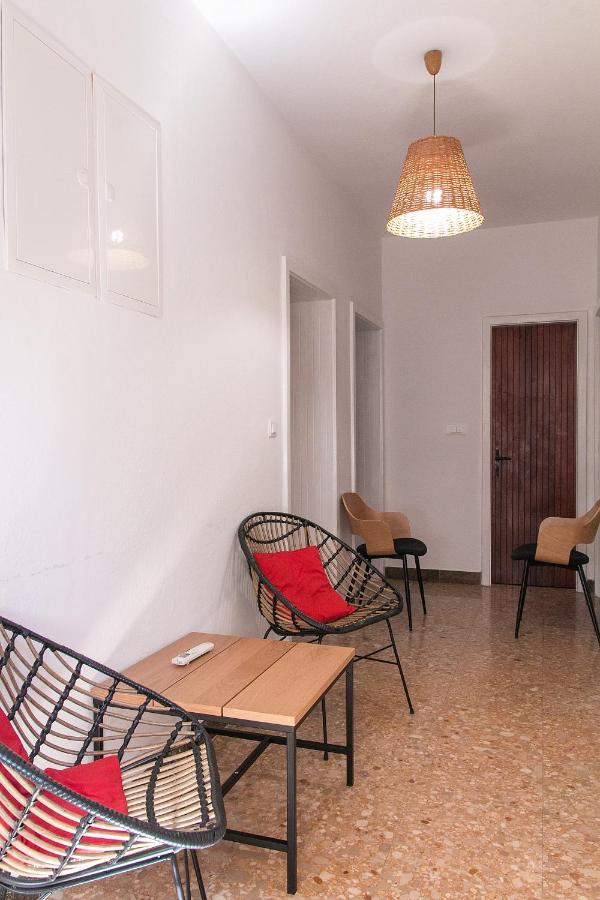 Apartments By The Sea Brela, Makarska - 16950 외부 사진